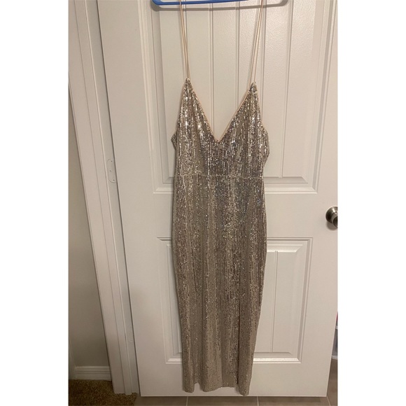 Fashion Nova Silver sequin dress with split - Picture 1 of 6